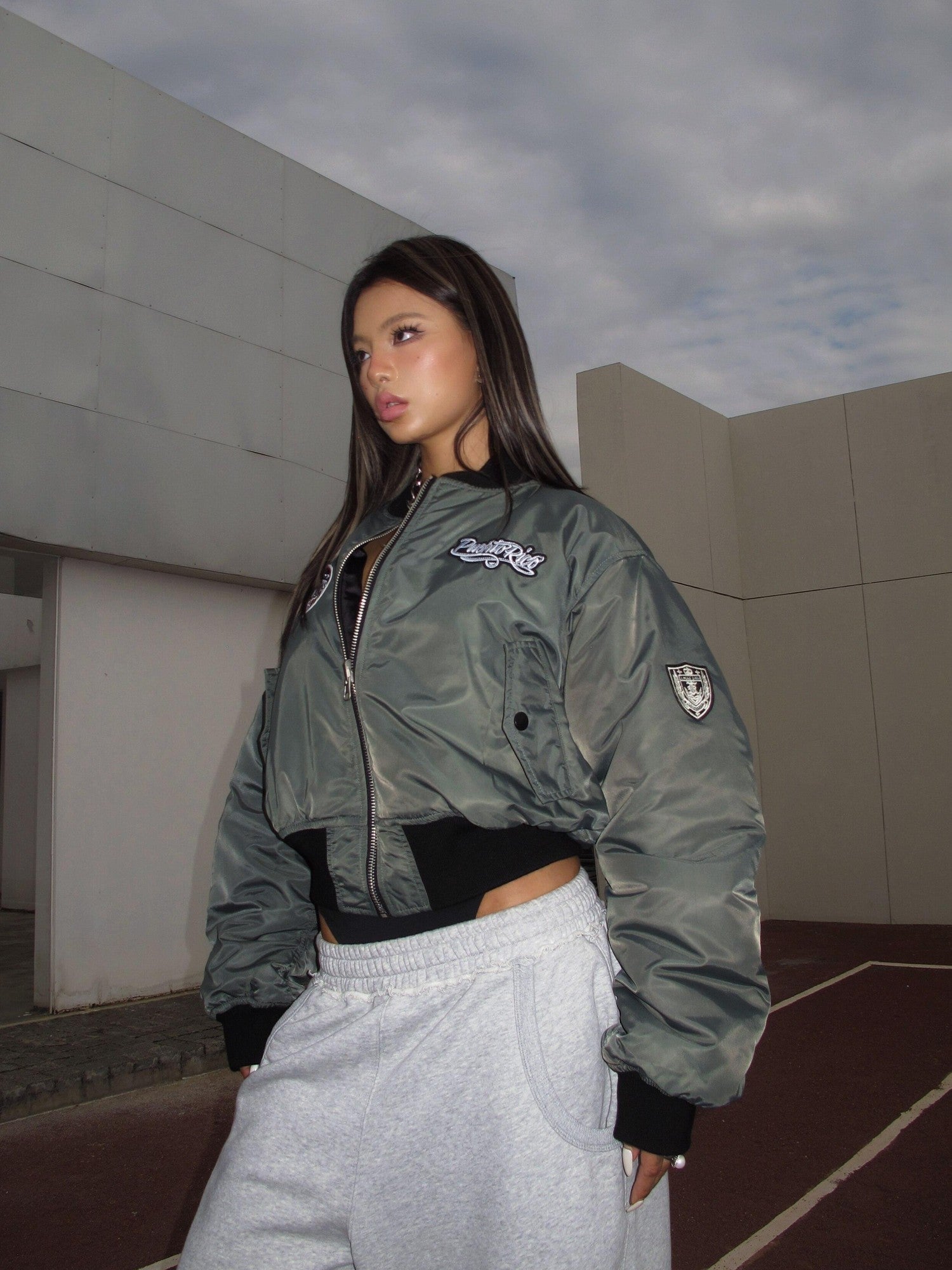 BUM STUDIO Reversible Quilted Padded Letter Patch Women's Nylon Short Baseball Jackets