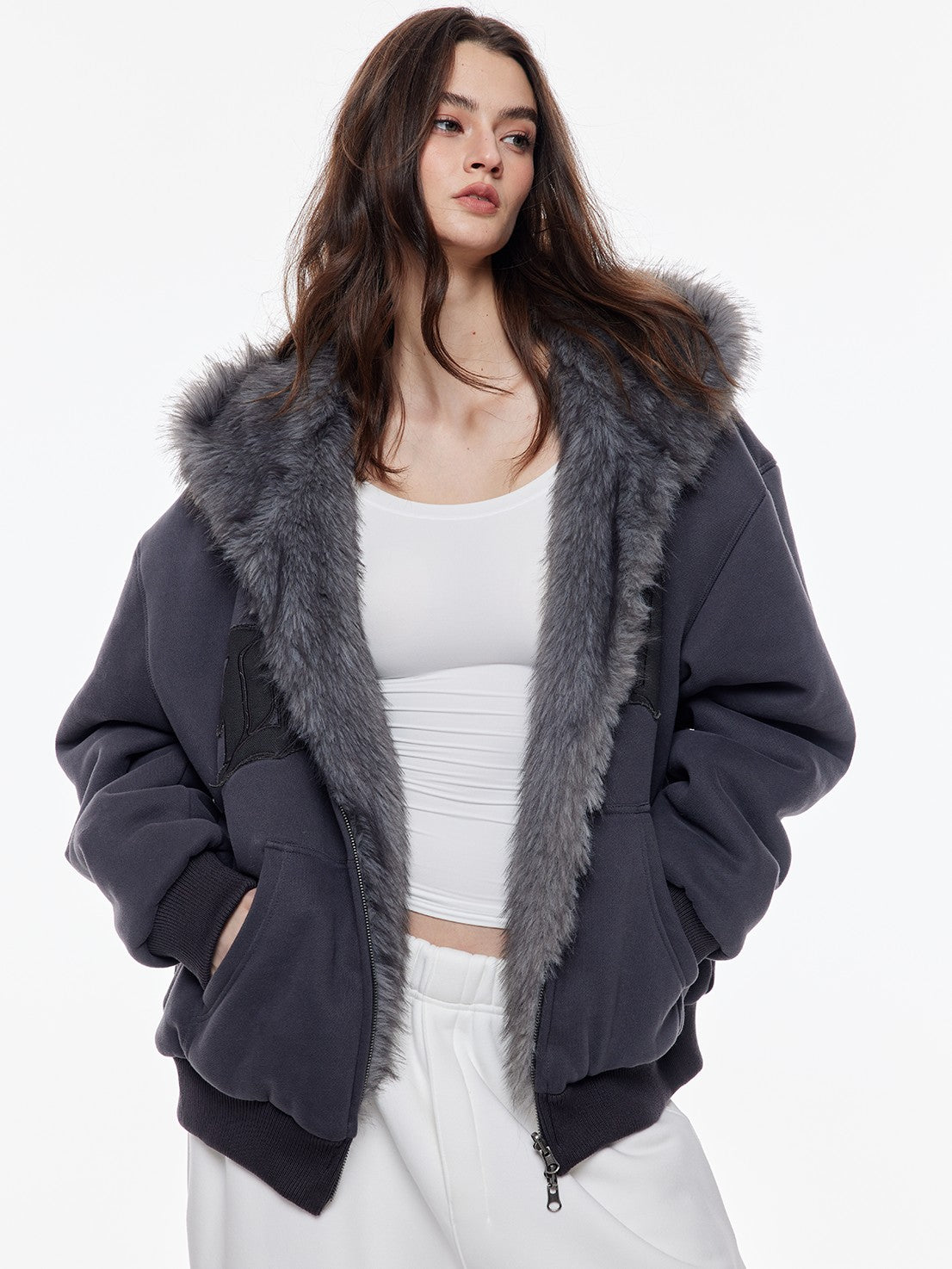 BUM STUDIO Silver Fox Faux Fur Reversible Embroidered Thick Women's Zip-up Hoodies