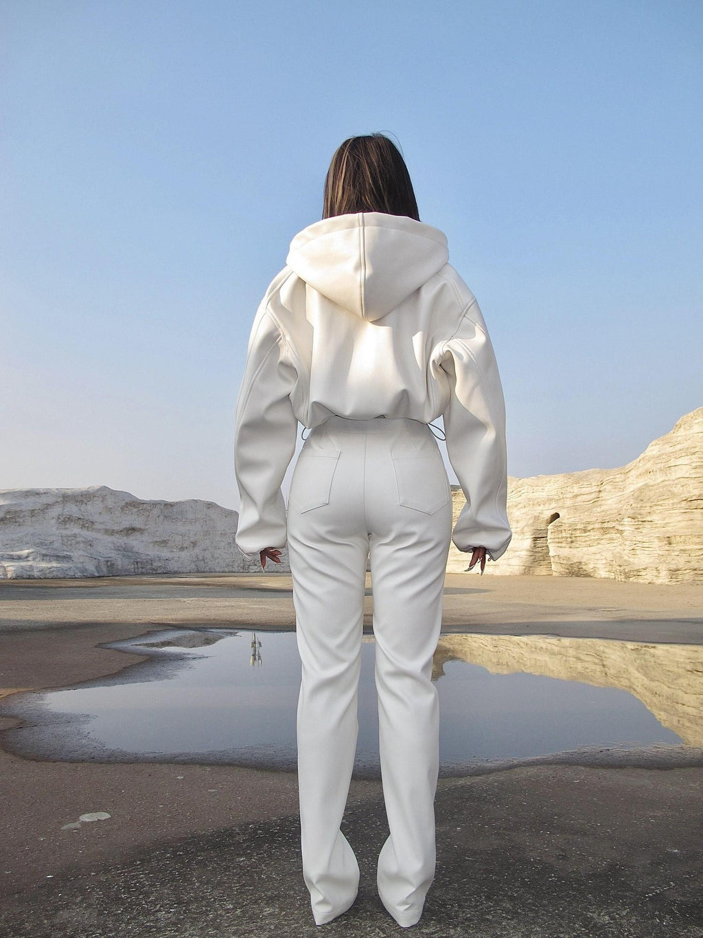 BUM STUDIO White Litchi Texture Heavy Padded Oversized Short Zip Women's Pu Leather Jackets