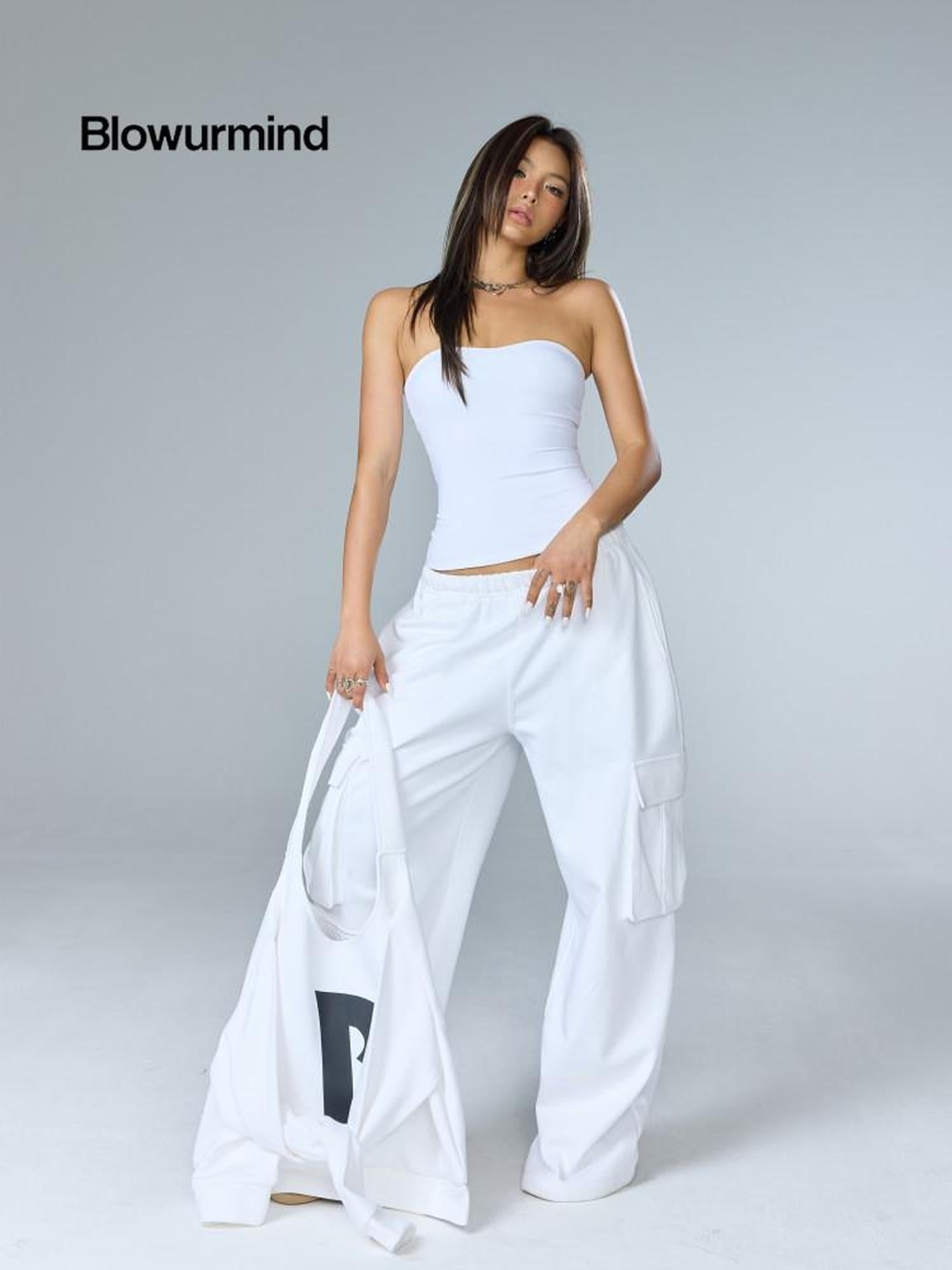 BUM STUDIO White Low Waist Curved Cut Cargo Women's Combed Cotton Blend Sweatpants