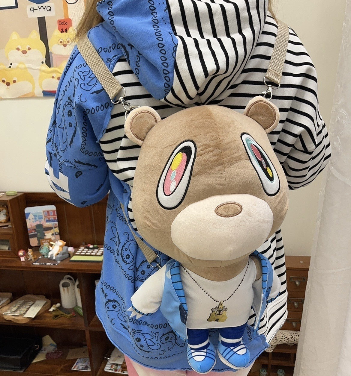 BlackBerry_Bootleg_Dropout_Bear_Graphic_Street_Style_Women's_Fabric_Backpacks_703080388254_MISSTT