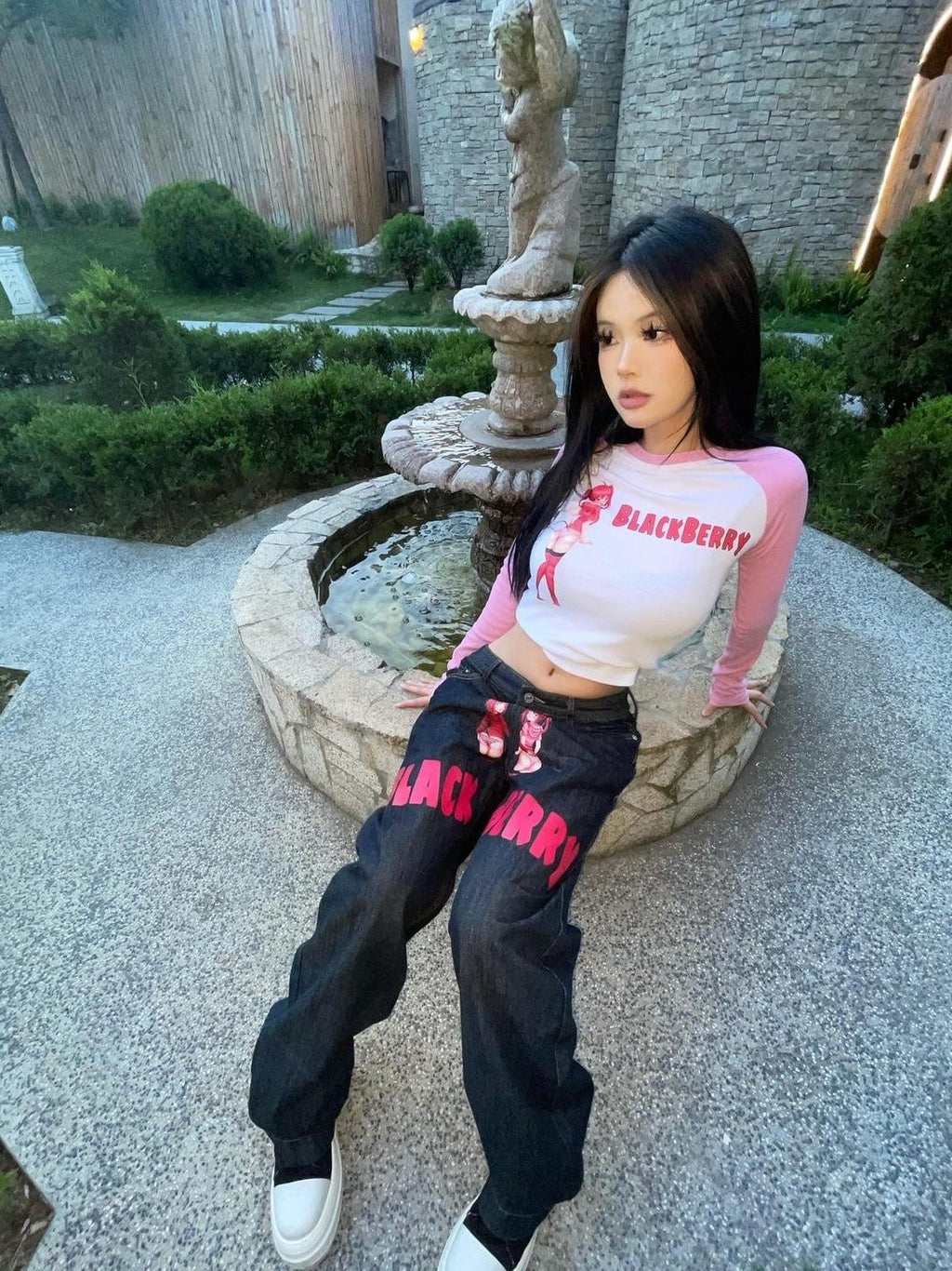 BlackBerry Kawaii Cute Girl Series Loose Fit Women's Relaxed Silhouette Baggy Jeans