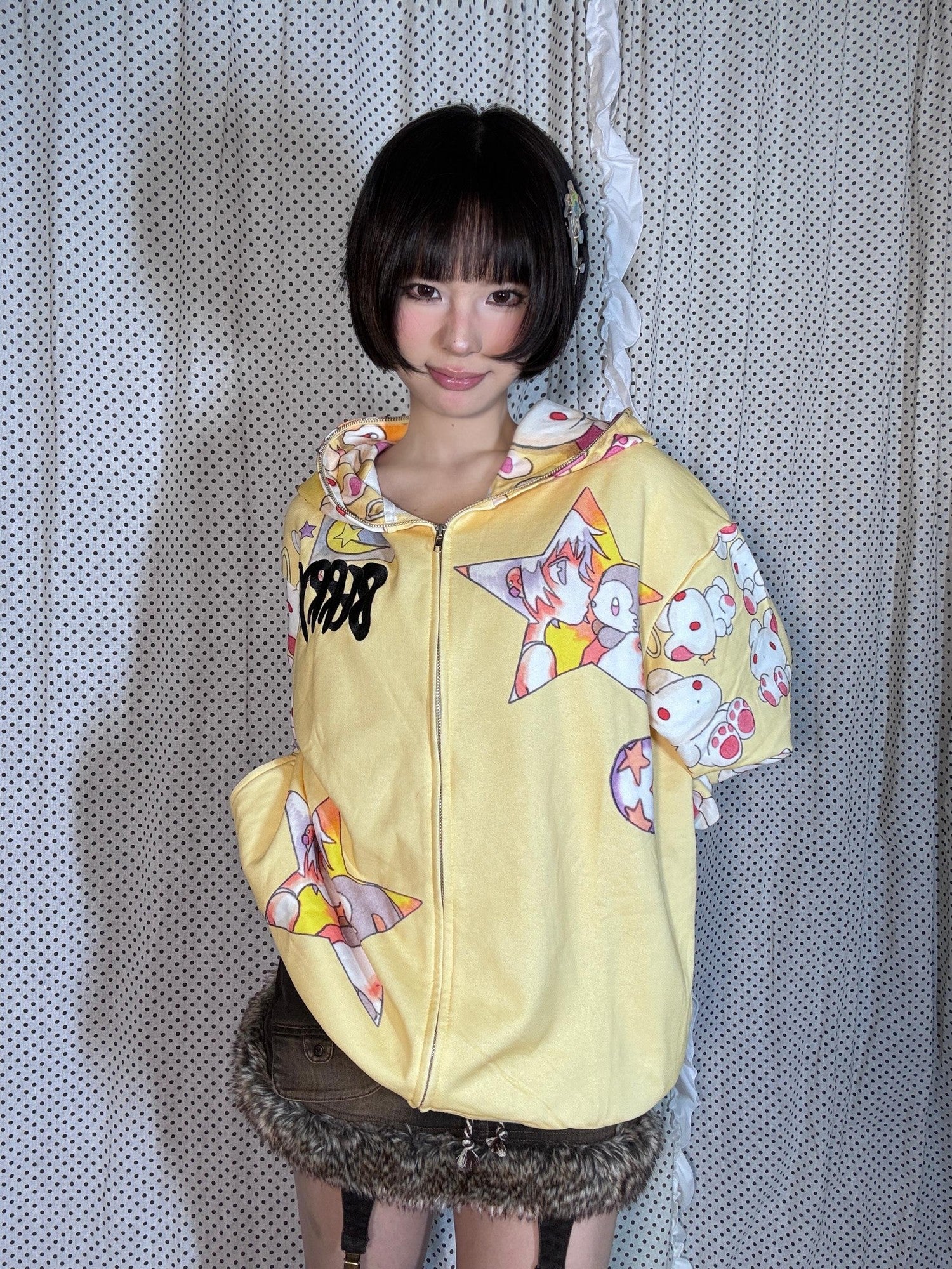 BlackBerry Yellow Star Girl Kiss Doll Cartoon Print Women's Pure Cotton Zip-up Hoodies