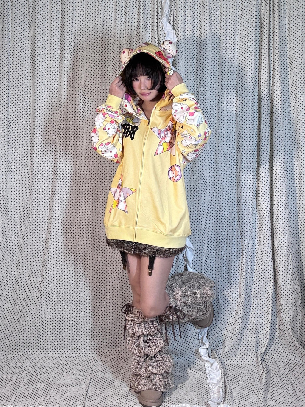BlackBerry Yellow Star Girl Kiss Doll Cartoon Print Women's Pure Cotton Zip-up Hoodies