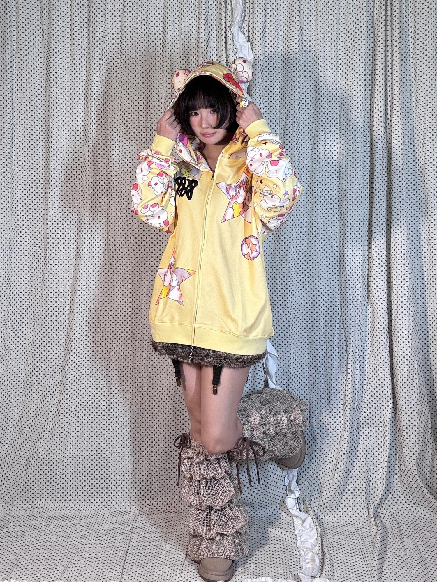 BlackBerry Yellow Star Girl Kiss Doll Cartoon Print Women's Pure Cotton Zip-up Hoodies