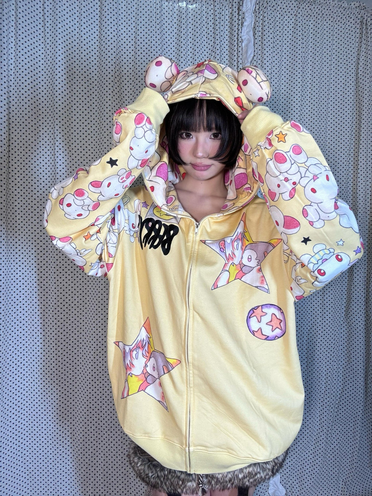 BlackBerry Yellow Star Girl Kiss Doll Cartoon Print Women's Pure Cotton Zip-up Hoodies