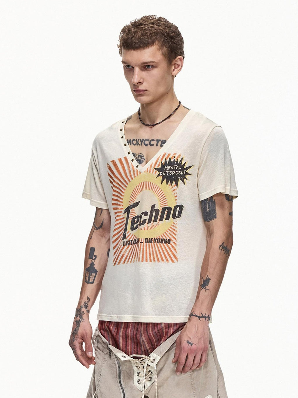 EMOBROTHER Breathable Tencel Cotton Slim Letter Studded V-neck Unisex Short Sleeve T-Shirts