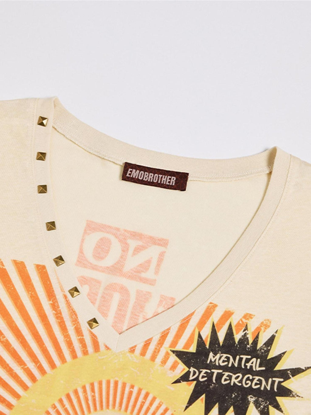 EMOBROTHER Breathable Tencel Cotton Slim Letter Studded V-neck Unisex Short Sleeve T-Shirts