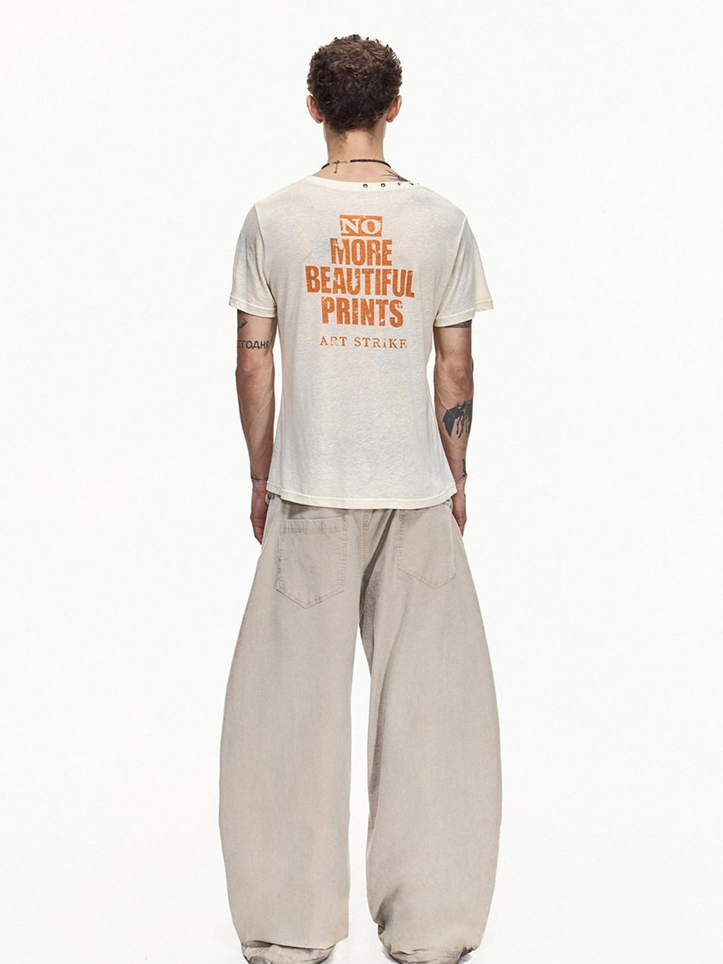 EMOBROTHER Breathable Tencel Cotton Slim Letter Studded V-neck Unisex Short Sleeve T-Shirts