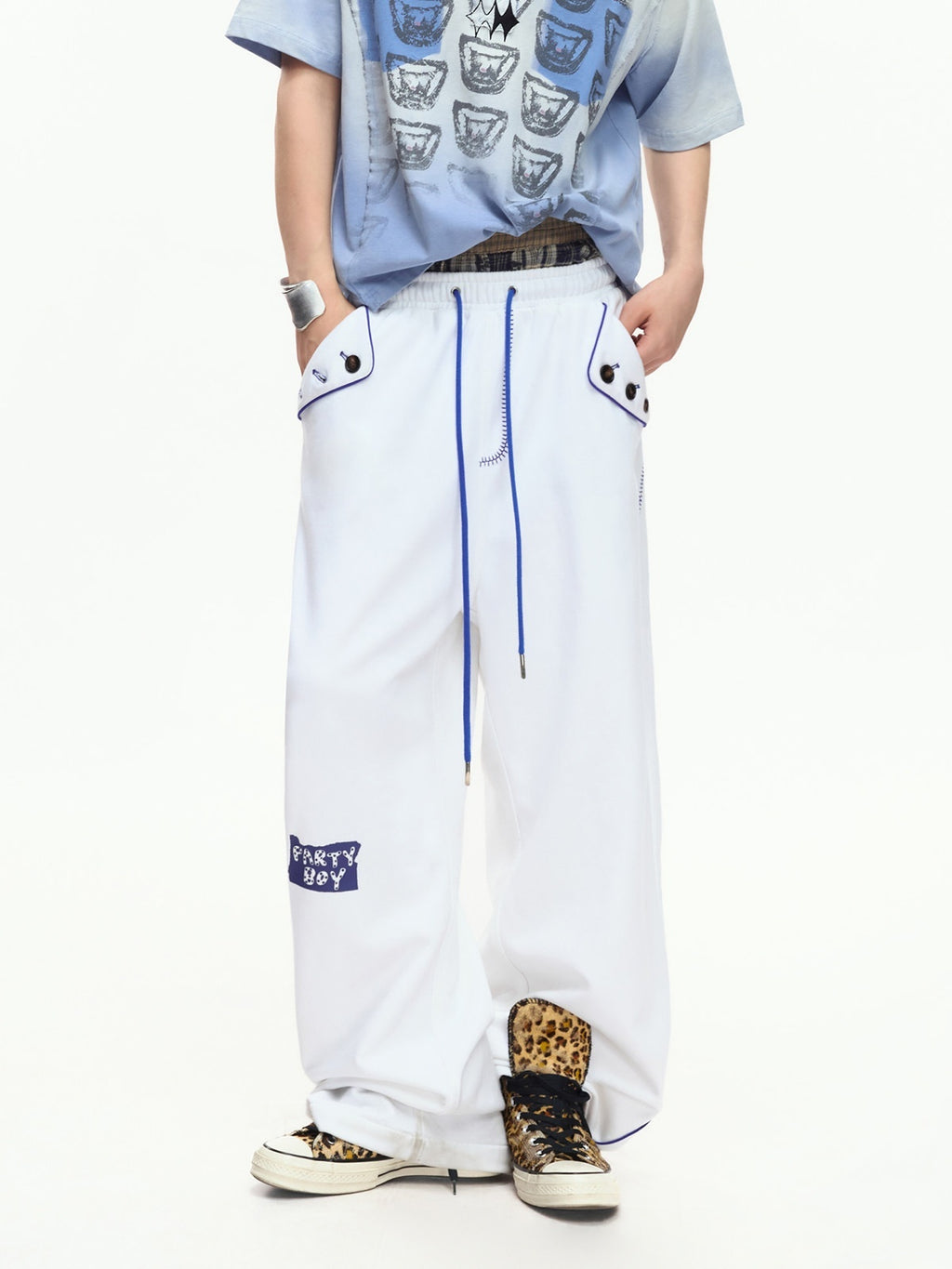EMOBROTHER_Contrast_Patch_Embroidery_Multi_Pocket_Drawstring_Women's_Cotton_Wide-leg_Pants_1051553987236_MISSTT
