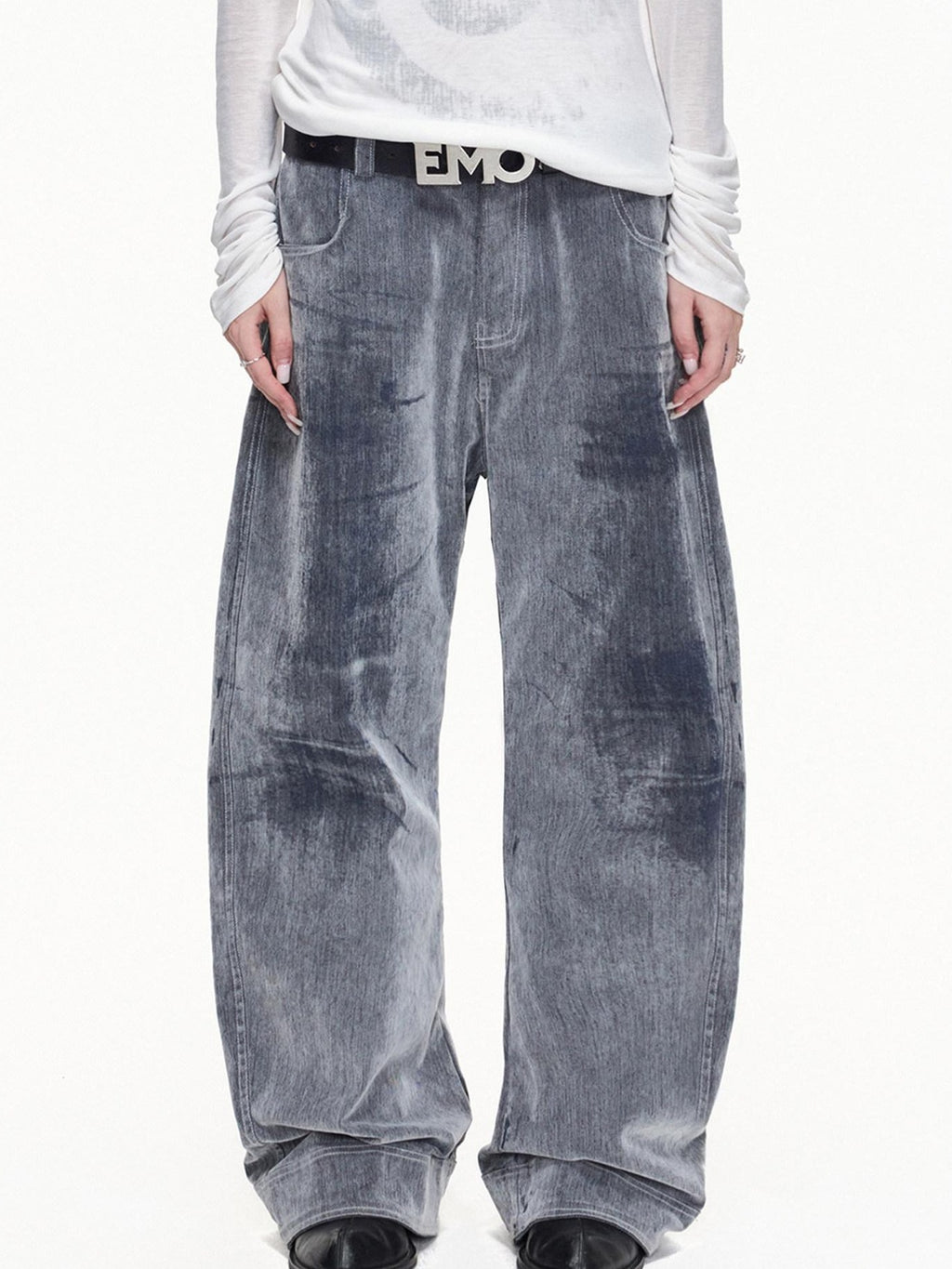 EMOBROTHER Laser Engraved Crackle Mid Rise Loose Cotton Pocket Zip Fly Wide-Leg Jeans