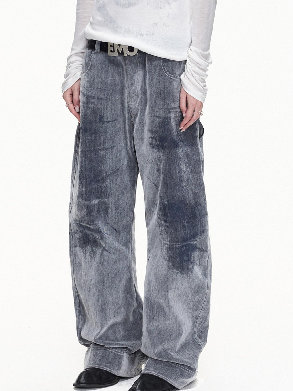 EMOBROTHER Laser Engraved Crackle Mid Rise Loose Cotton Pocket Zip Fly Wide-Leg Jeans