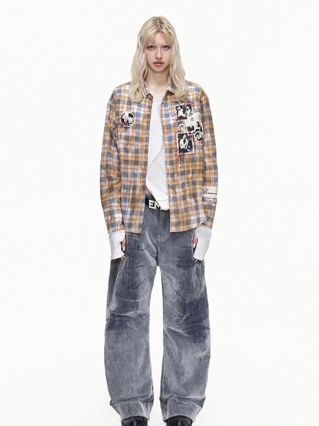 EMOBROTHER Laser Engraved Crackle Mid Rise Loose Cotton Pocket Zip Fly Wide-Leg Jeans