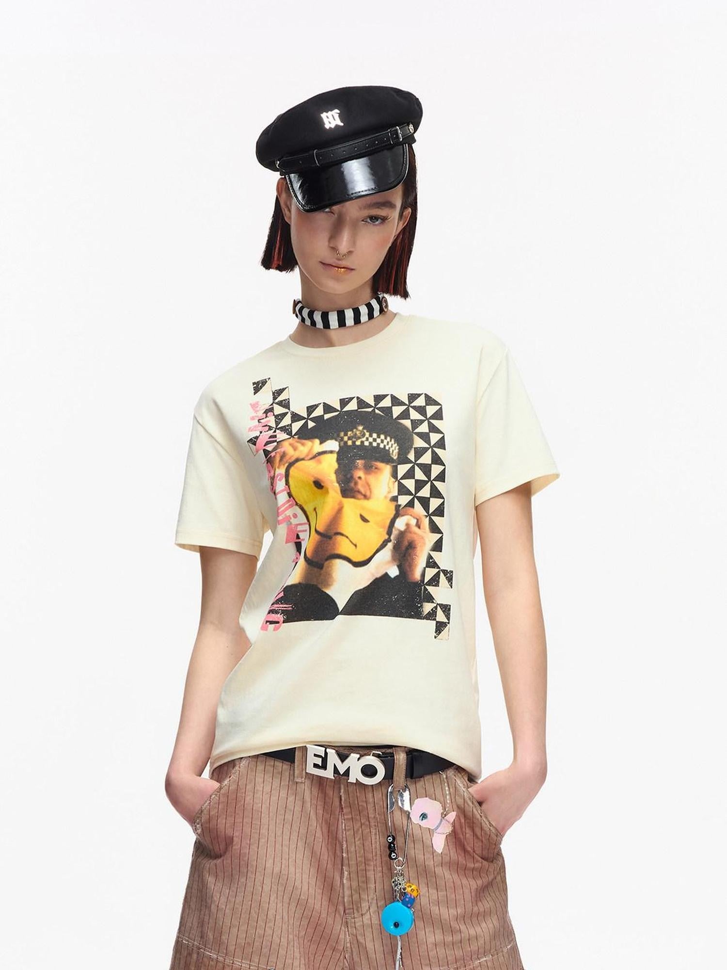 EMOBROTHER Vintage Smile Print Letter Embroidery Women's Pure Cotton Short Sleeve T-shirts