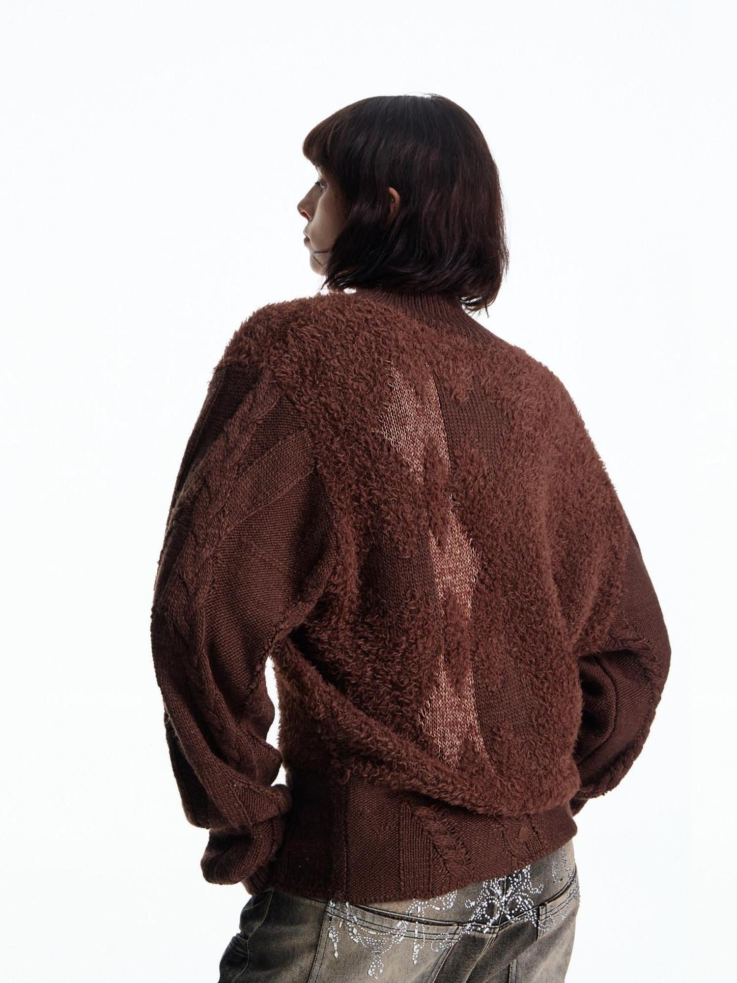 EMOBROTHER Warm Metal Accent Turtleneck Vintage Irregular Cable Knit Unisex Brown Sweaters