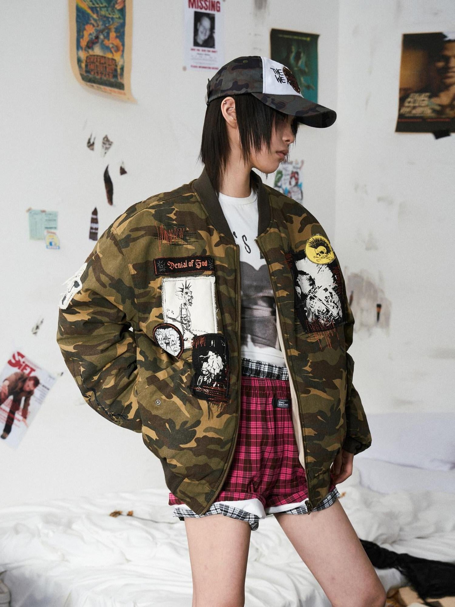 EMOBROTHER Warm Reversible Oversized Patch Applique Casual Camouflage Cotton Puffer Jackets