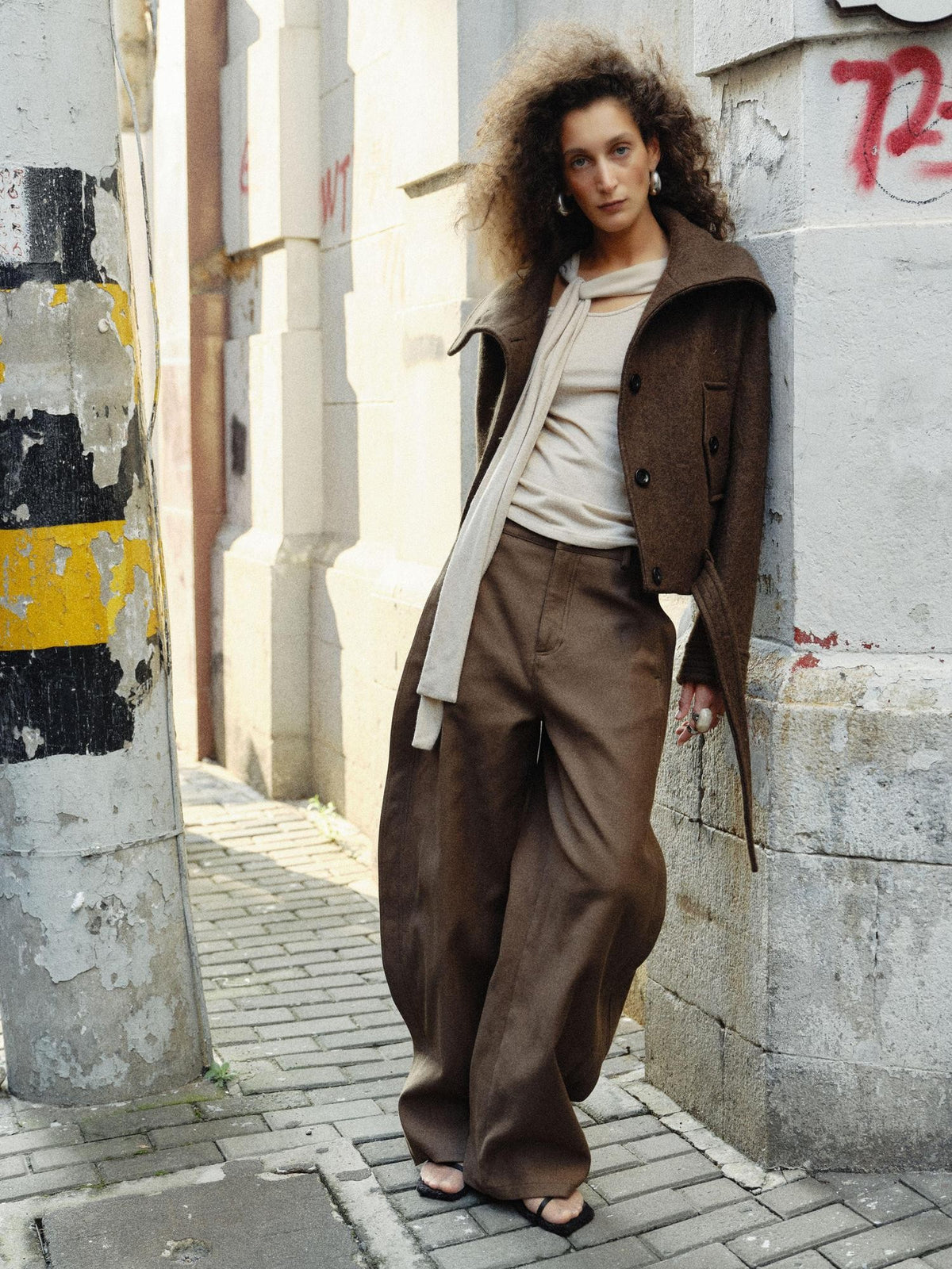 ENDO PER SE Distressed Wide Leg Banana Barn Style Women's Cotton Chinos