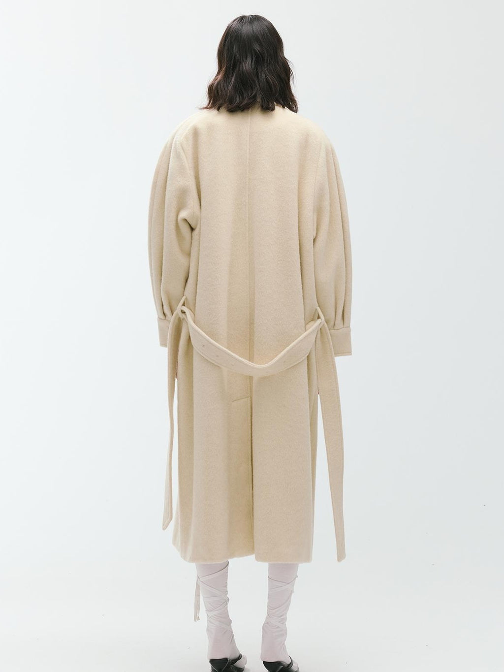 ENDO PER SE Sculpted Pleated Long Sleeve Wool Women's Trench Coats