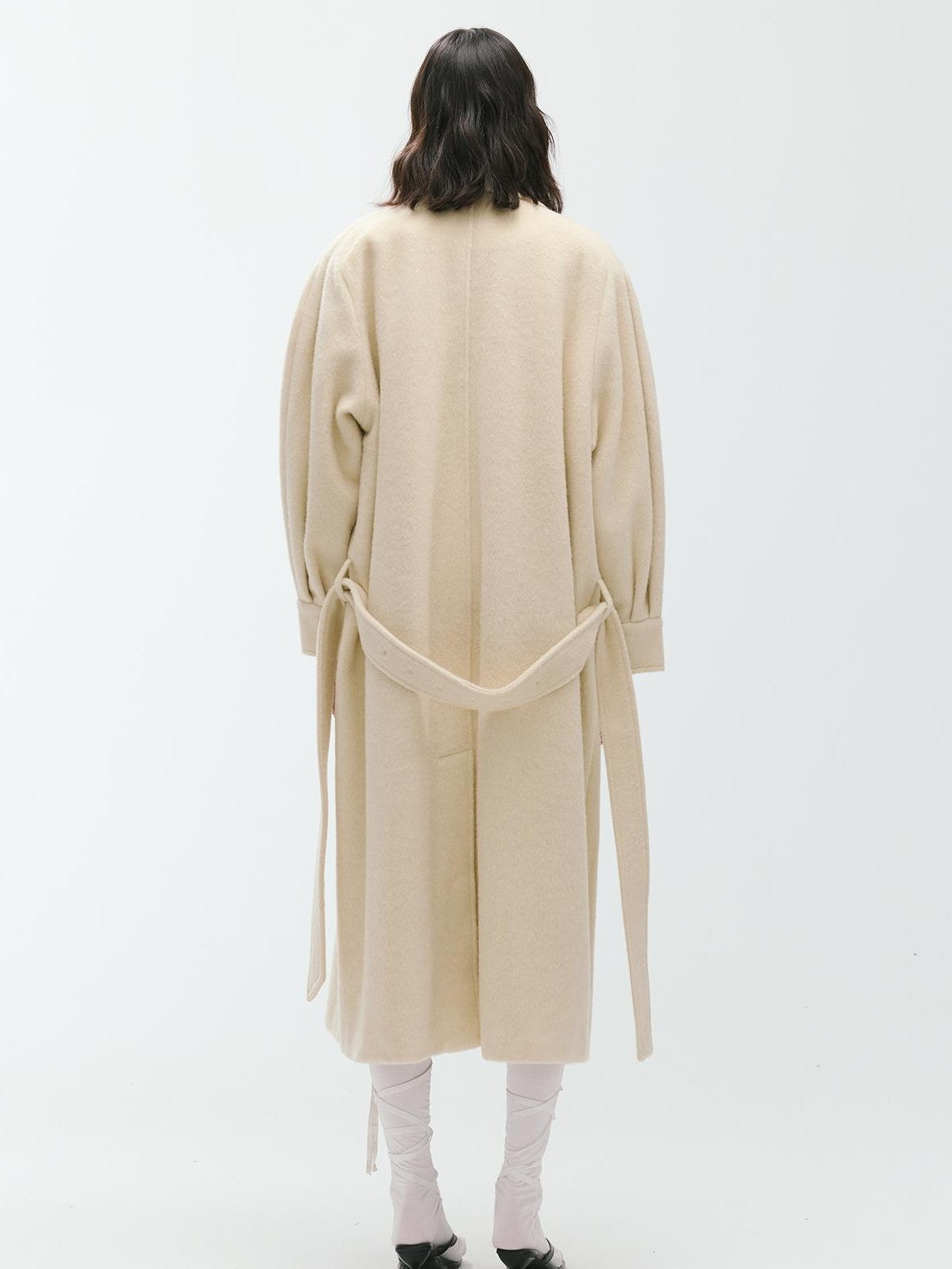 ENDO PER SE Sculpted Pleated Long Sleeve Wool Women's Trench Coats