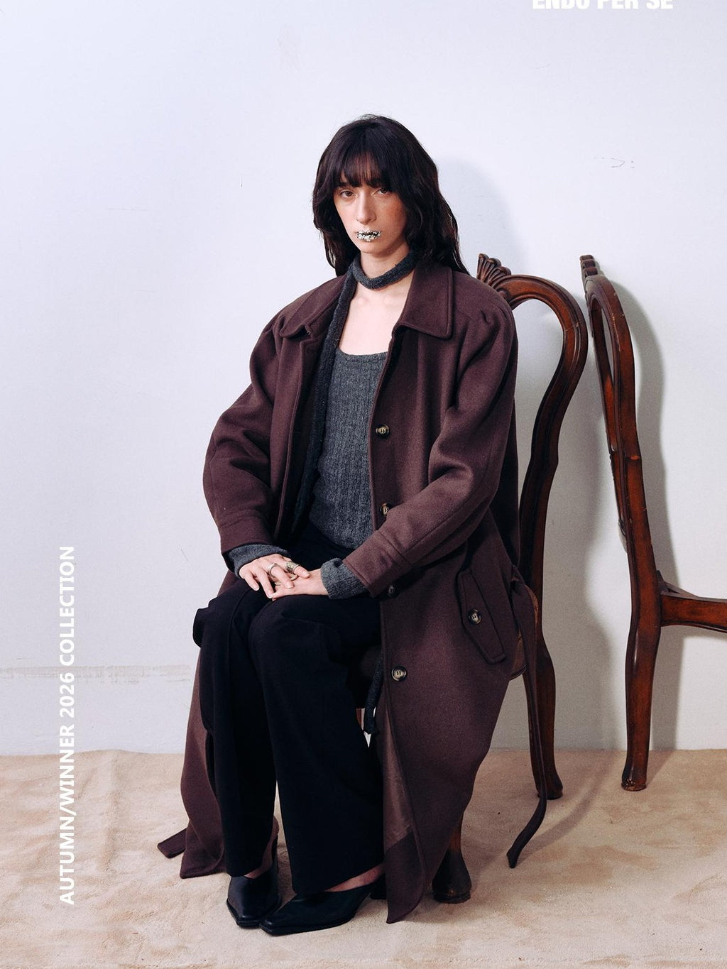 ENDO PER SE Sculpted Pleated Long Sleeve Wool Women's Trench Coats