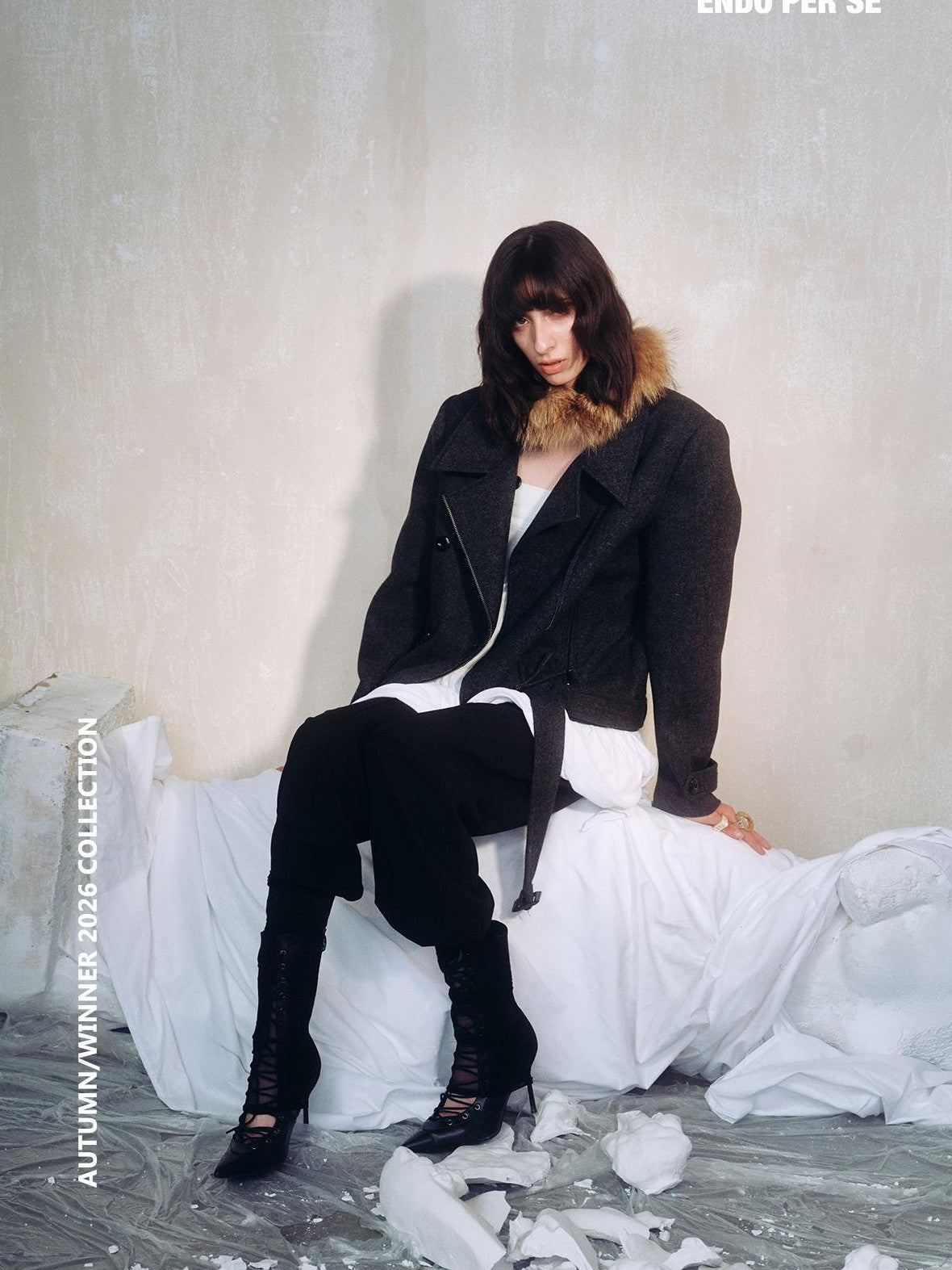 ENDO PER SE Sculpted Zip Moto Minimalist Wool Women's Short Coats