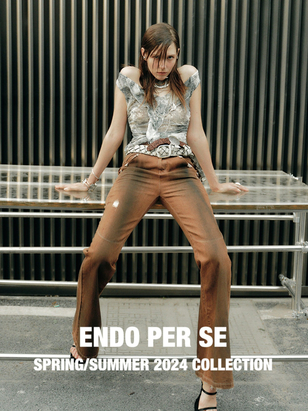 ENDO PER SE Vintage Distressed Low Rise Slim Women's Cotton Stretch Denim Flare Pants