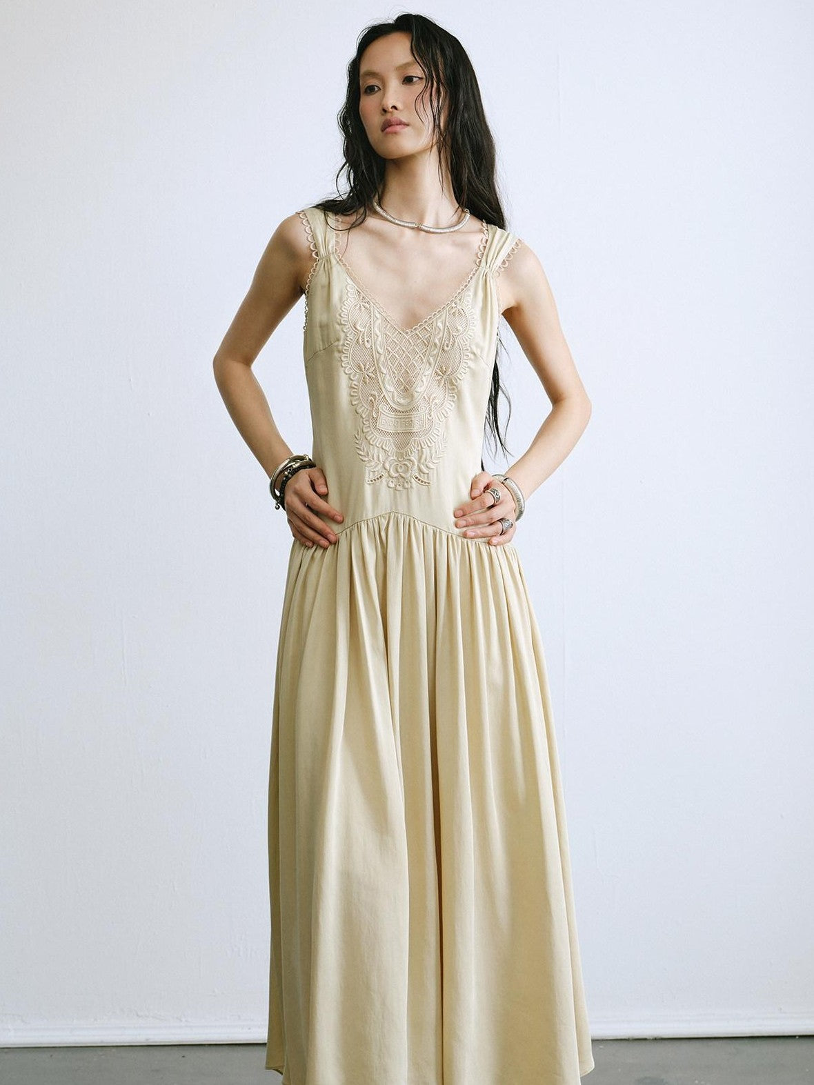 ENDO PER SE Vintage Floral Embroidered Lace V-neck Women's Lyocell Slip Maxi Dresses