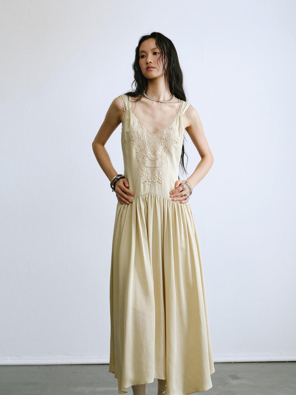 ENDO PER SE Vintage Floral Embroidered Lace V-neck Women's Lyocell Slip Maxi Dresses