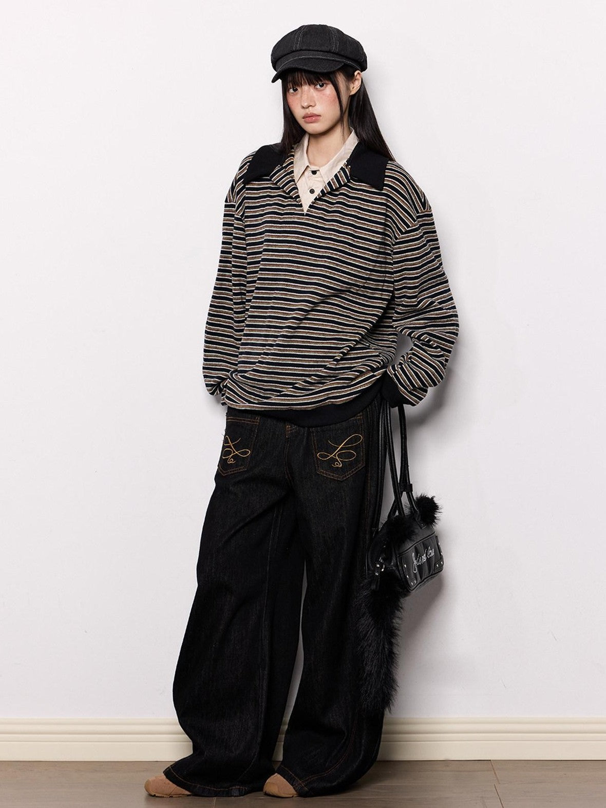 EZEK Black Machine Embroidered Loose Fit Women's Cotton Blend Wide-leg Jeans