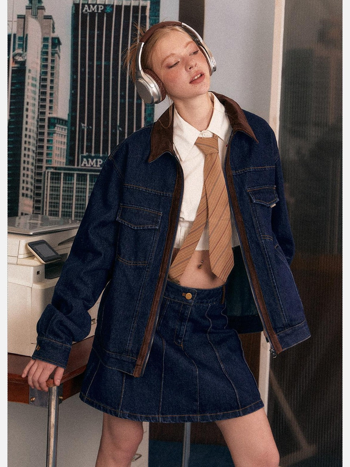EZEK Blue Vintage Patchwork Zipper Lapel Pockets Women's Cotton Blend Denim Jackets
