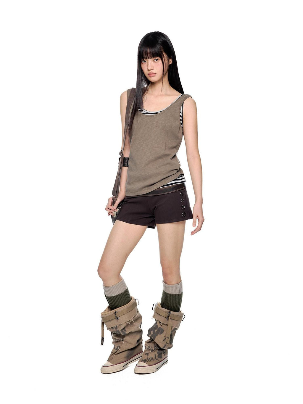 EZEK Coffee Slub Texture Slim Fit Pocket Elastic Waist Women's Cotton Low-rise Shorts