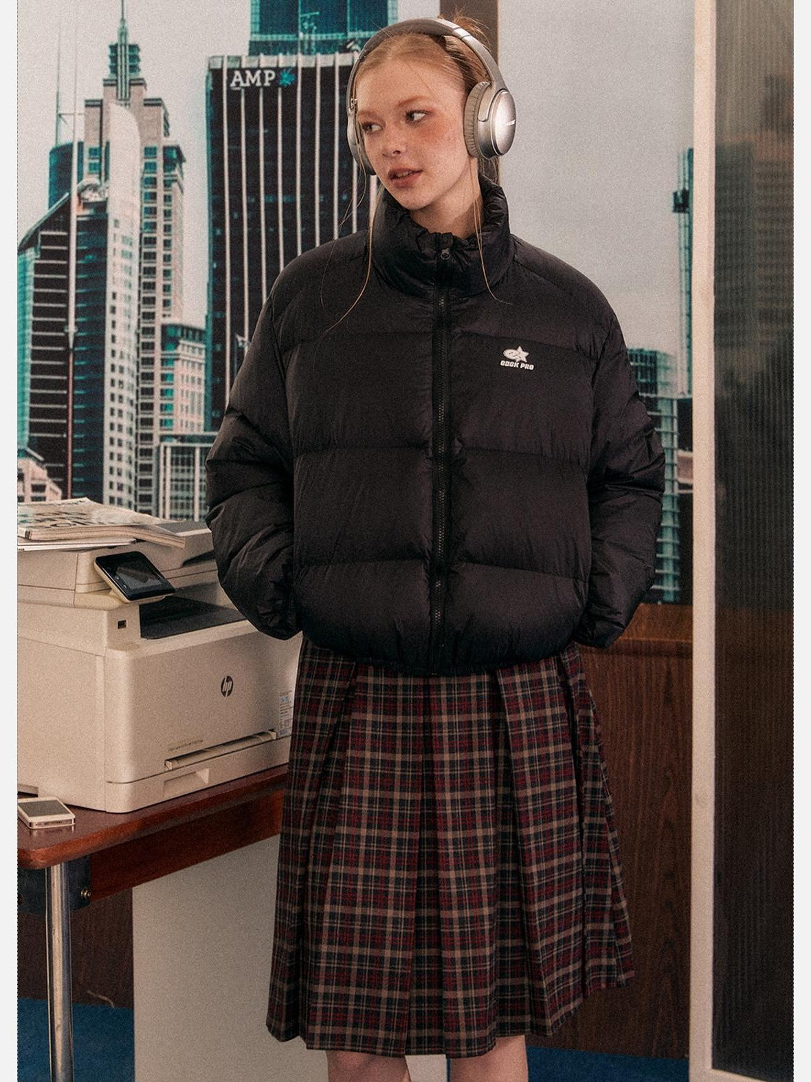 EZEK Cropped Printed Stand Collar Pocketed Women's Nylon Down Jackets
