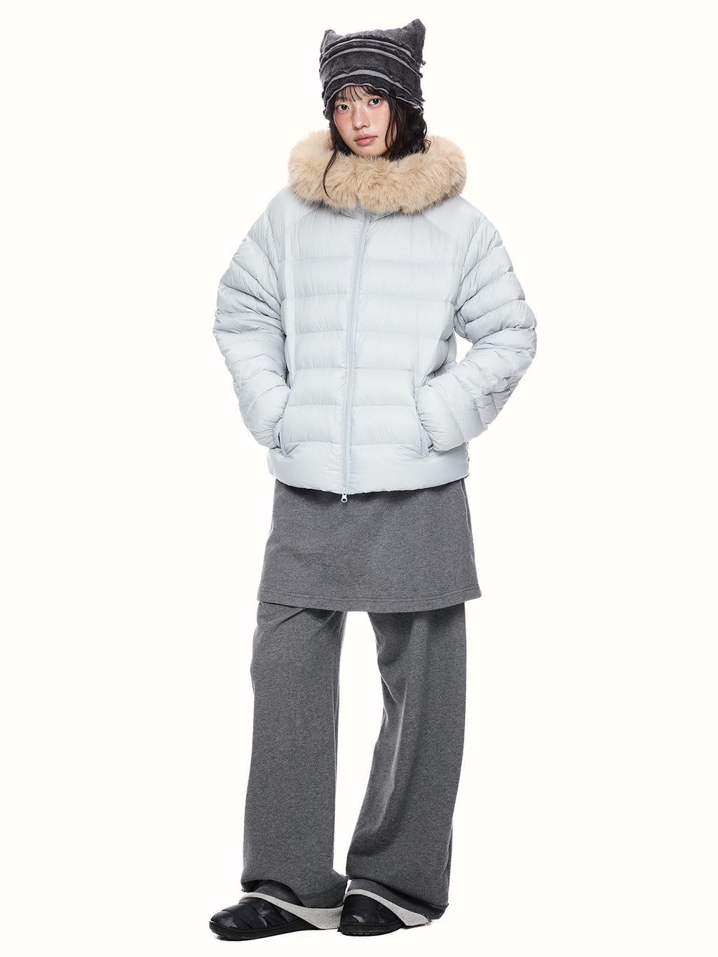 EZEK Faux Fur Hooded Loose Fit Solid 90 White Duck Down Women's Polyester Down Jackets