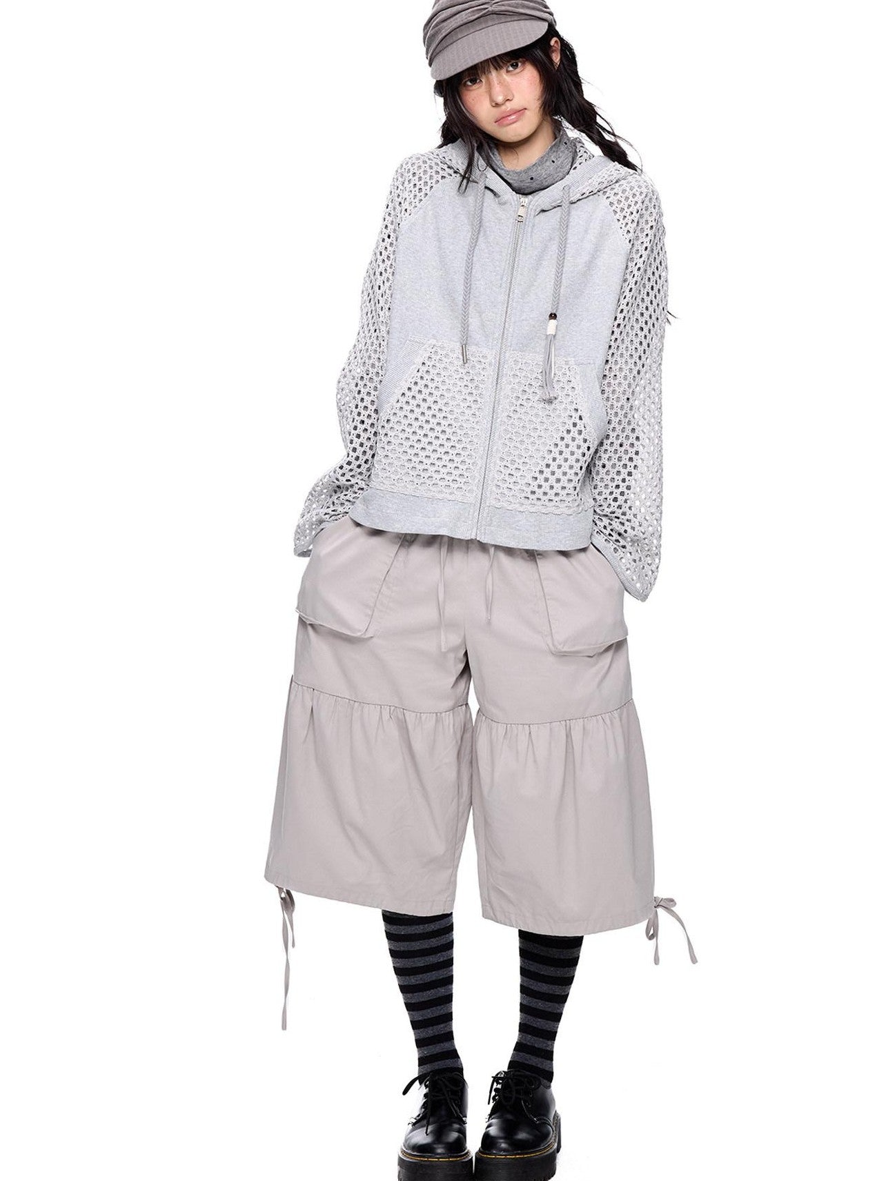 EZEK Grey Cutout Paneling Letter Print Loose Fit Long Sleeve Women's Zip-up Hoodies