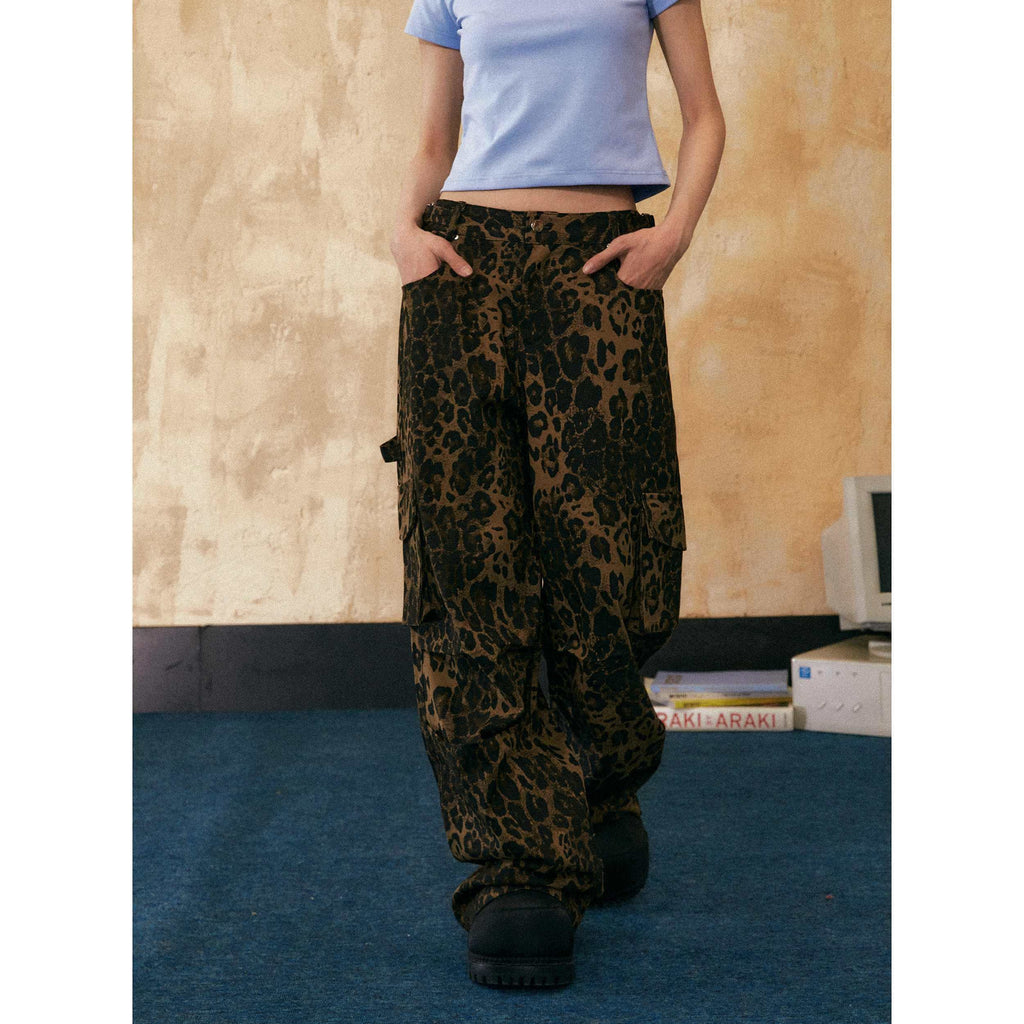 EZEK_Leopard_Print_American_Vintage_Hip_Hop_Pocketed_Women's_Straight-leg_Pants_773189057664_MISSTT