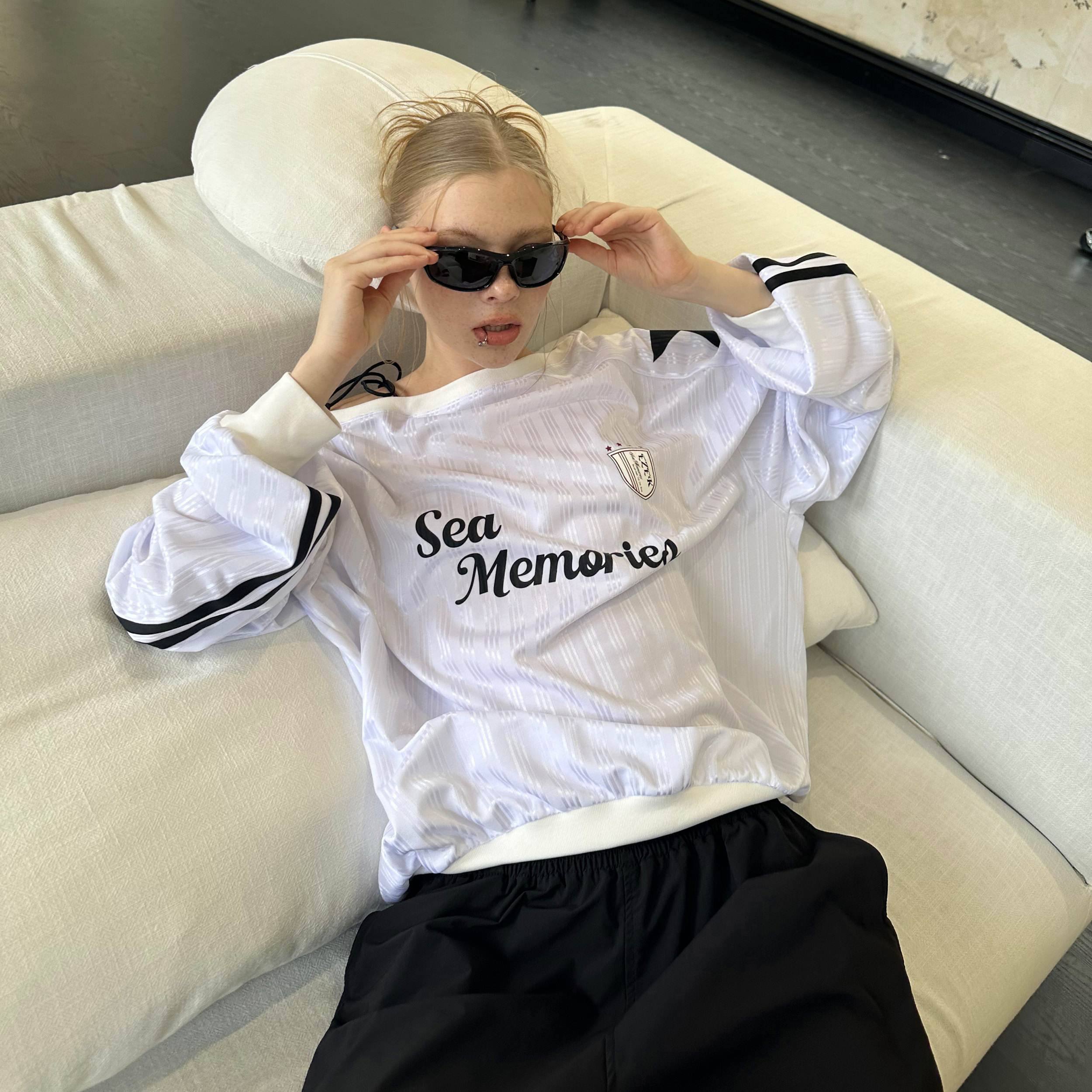 EZEK_Vintage_One_Shoulder_Letter_Print_Women's_Polyester_Long_Sleeve_T-shirts_825402483307_MISSTT