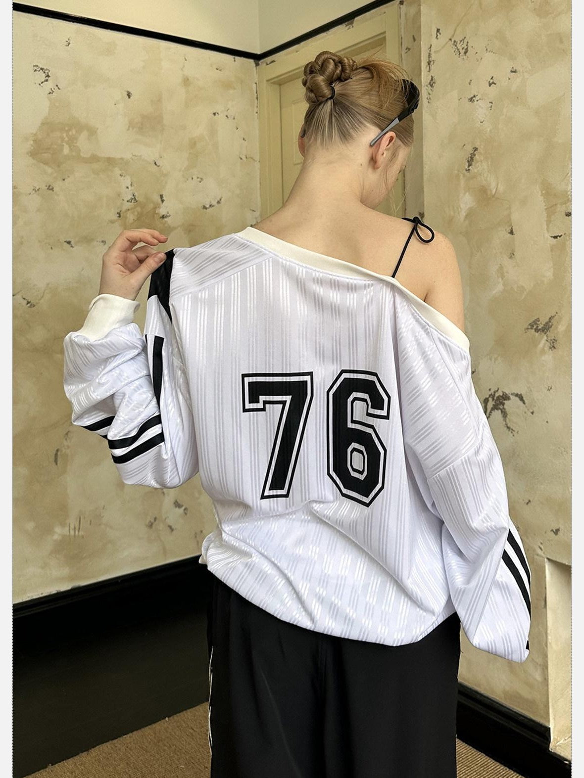 EZEK Vintage One Shoulder Letter Print Women's Polyester Long Sleeve T-shirts