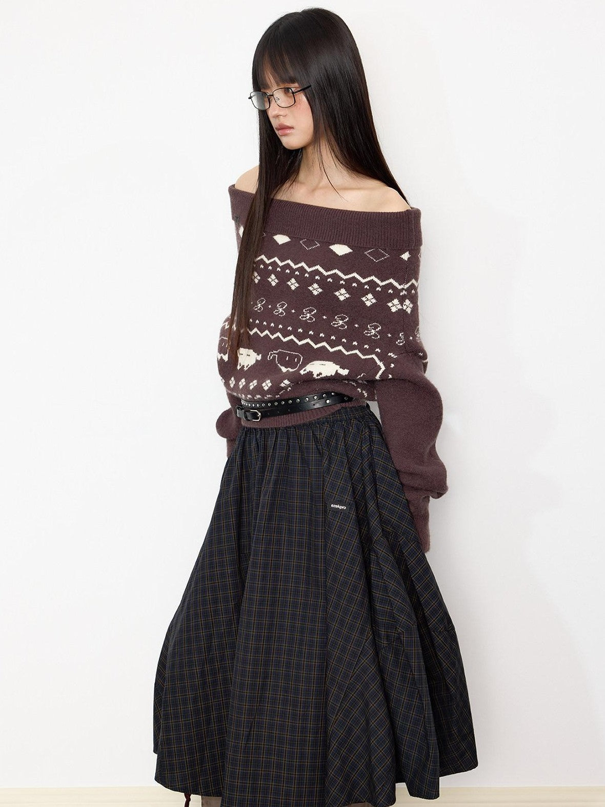 EZEK Vintage Printed Knit One Shoulder Women's Acrylic Blend Off-shoulder Sweaters
