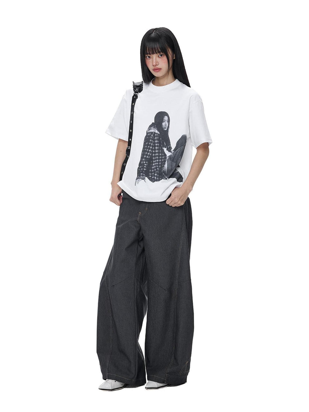 EZEK Vintage Relaxed Natural Waist Pocket Button Women's Cotton Blend Wide-leg Jeans
