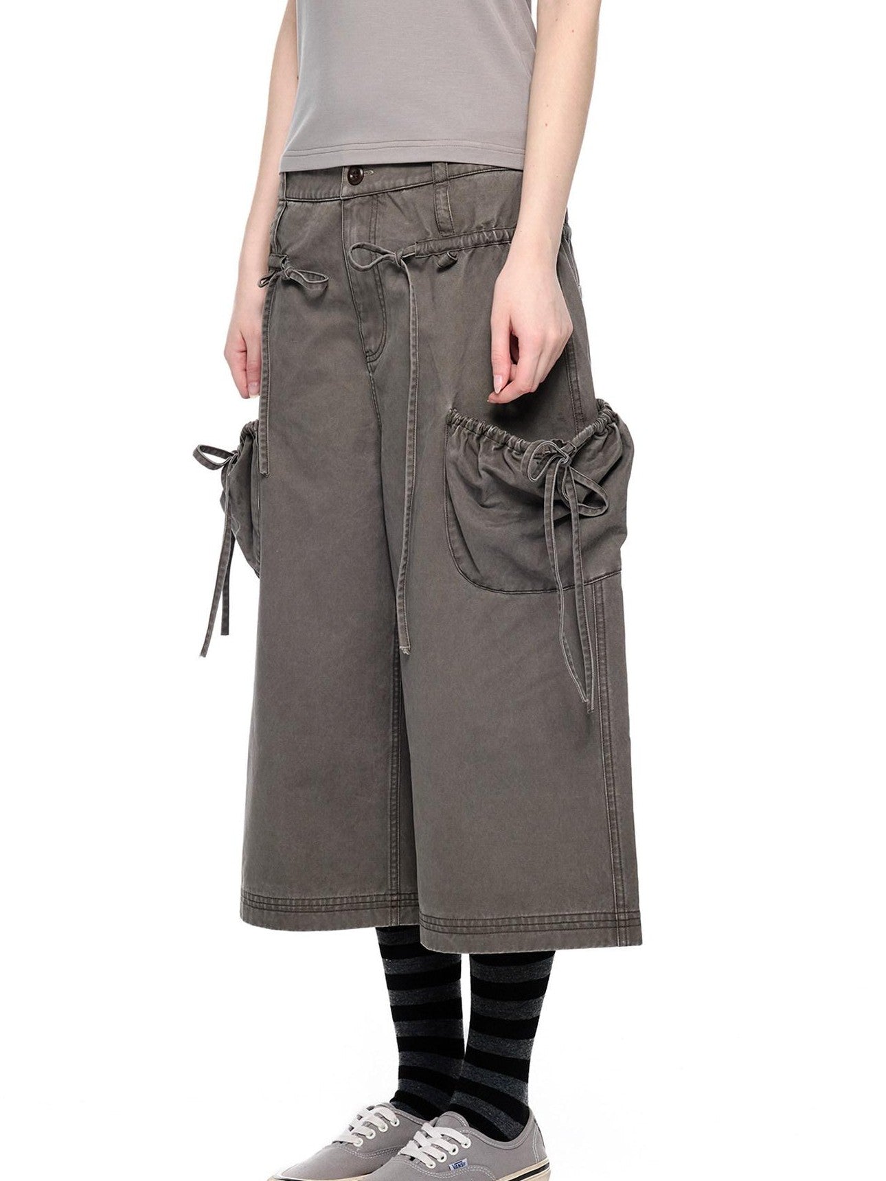 EZEK Washed Bow Tie Straps Wide Leg Low Rise Women's Cotton Cropped Jeans