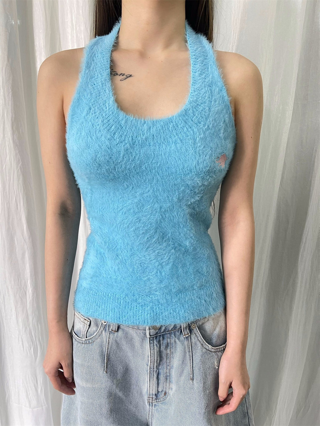 FOURFORTY_Adorable_Elephant_Embroidery_Fluffy_Backless_Women's_Polyester_Halter_Tops_782046175079_MISSTT