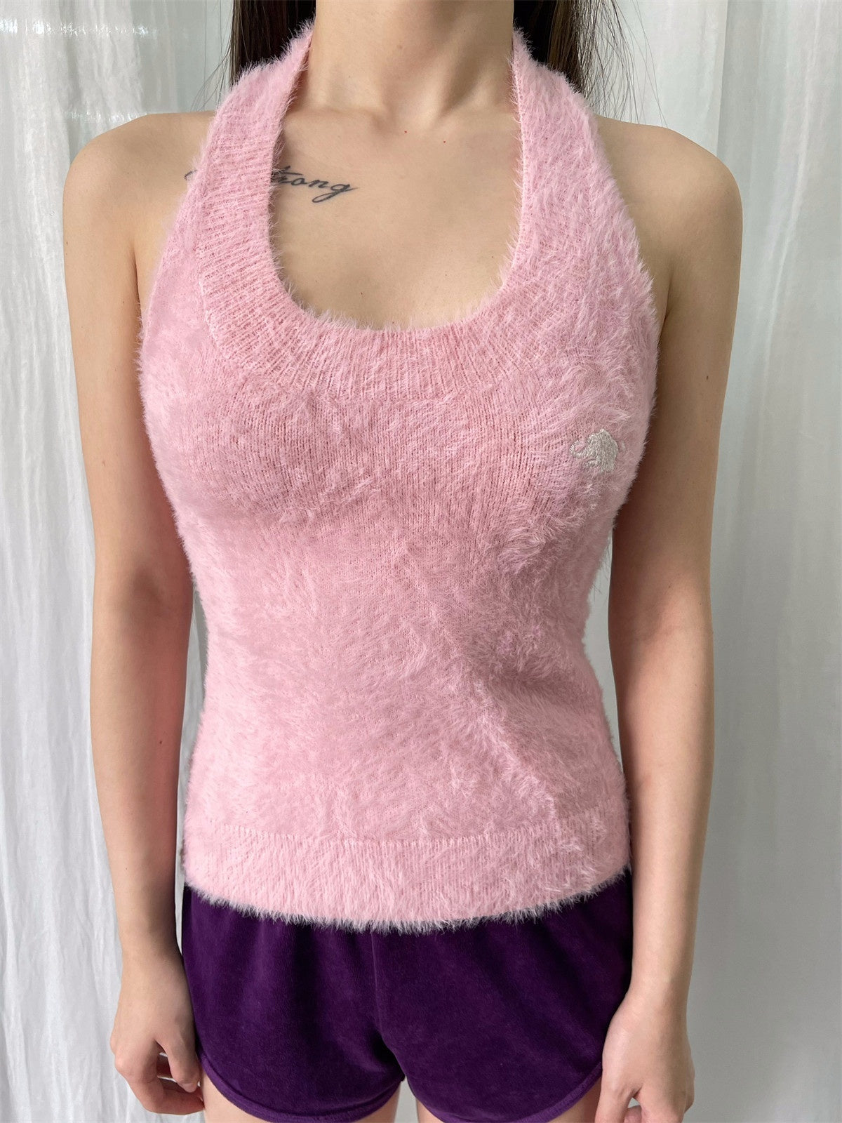 FOURFORTY_Adorable_Elephant_Embroidery_Fluffy_Backless_Women's_Polyester_Halter_Tops_782046175079_MISSTT