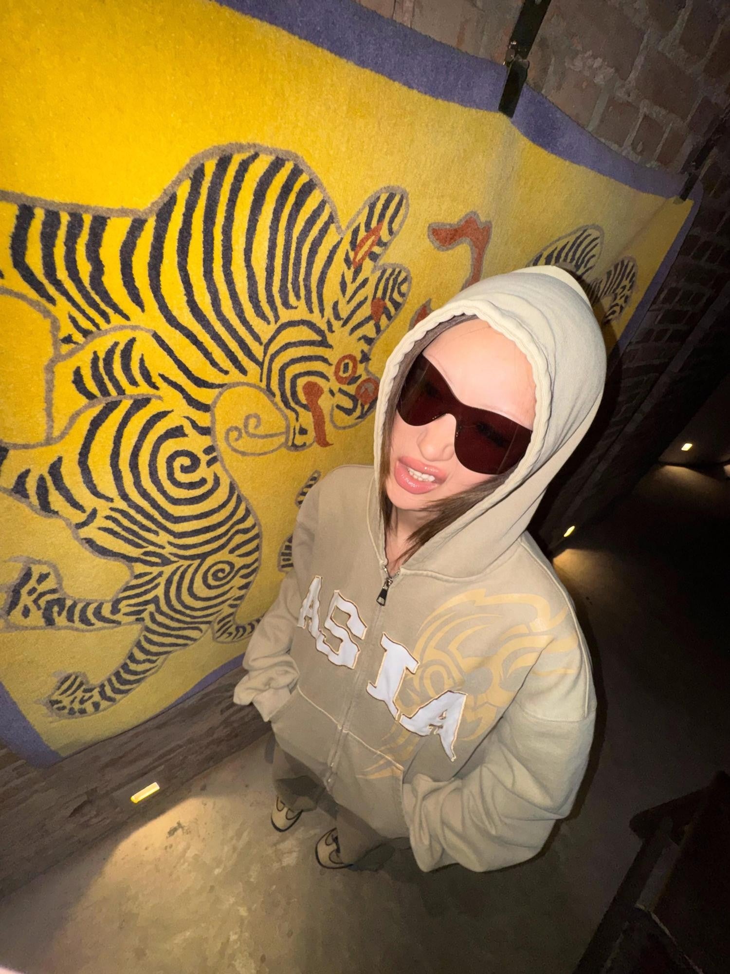 FOURFORTY Asia Love Graphic Women's Thickened Heavyweight Fleece Zip-up Hoodies