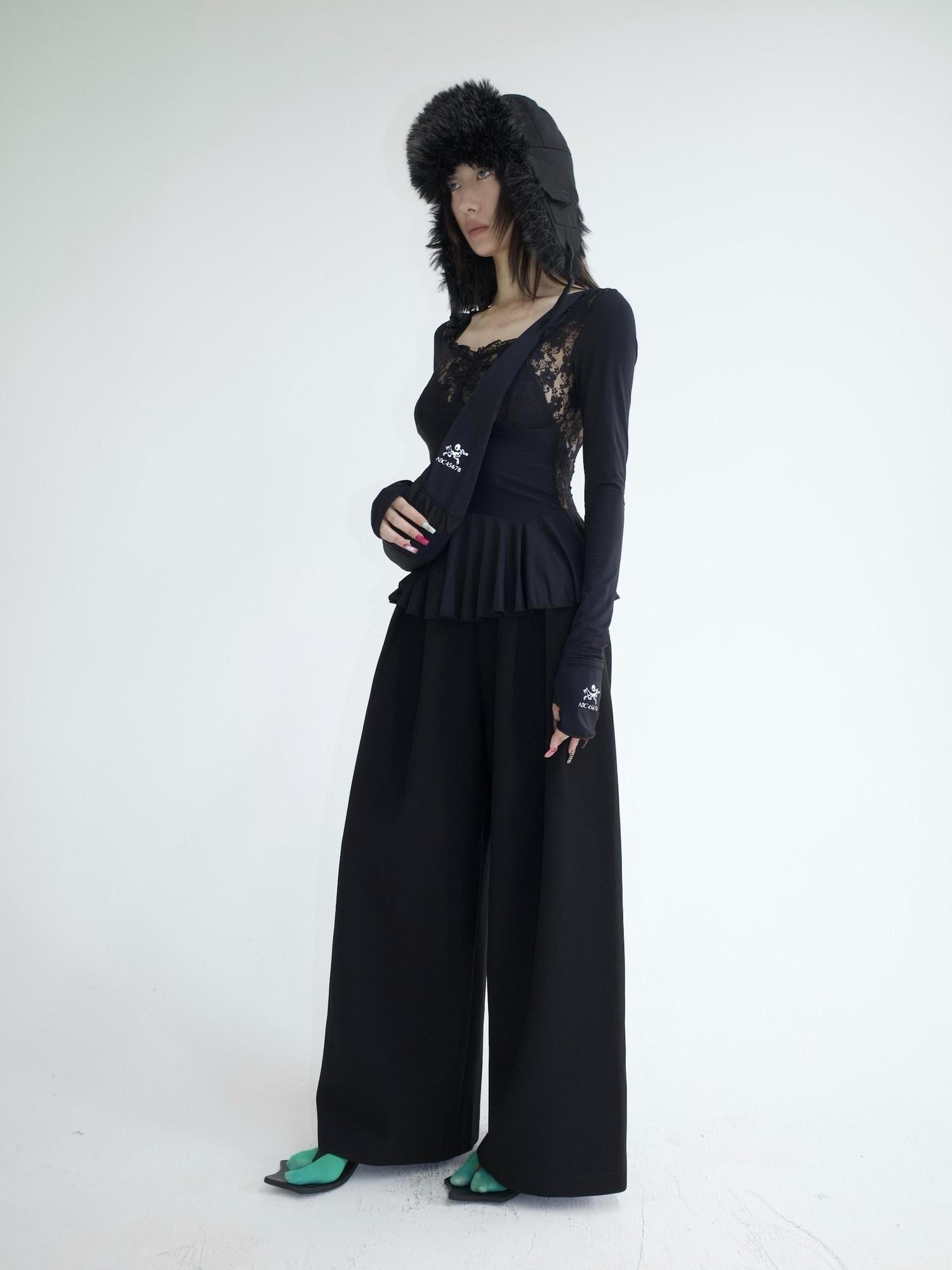 FOURFORTY Black Lace Panel Ballet Functional Women's Nylon Stretch Long Sleeve T-shirts