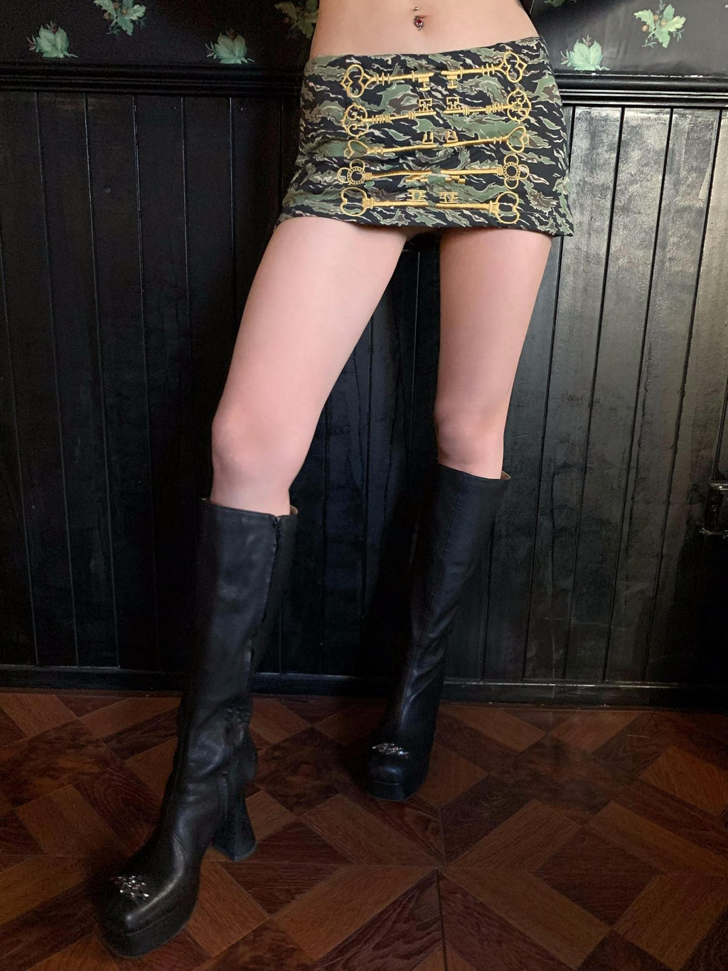 FOURFORTY Black Platform Horseshoe Heel Women's Leather Knee-high Boots