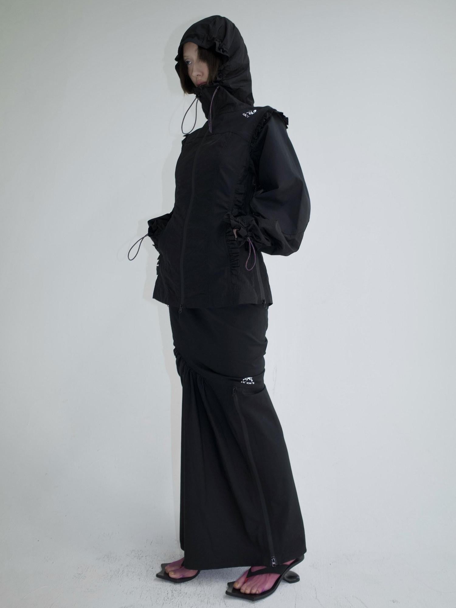 FOURFORTY Black Water Repellent Low Waist Sporty Women's Polyester Mermaid Skirts