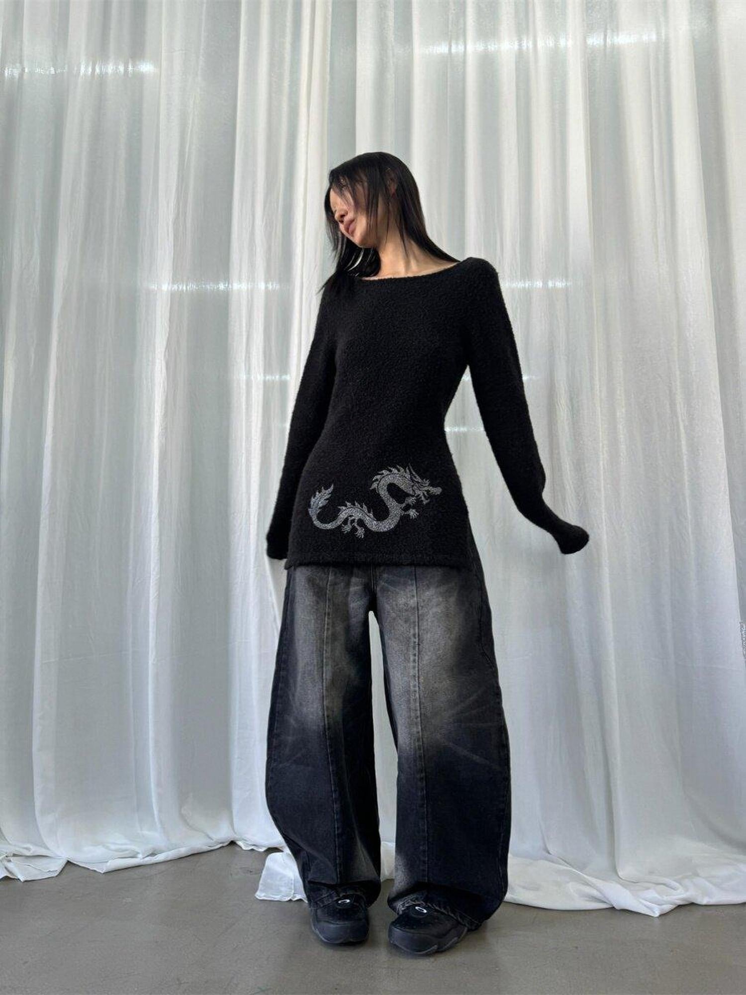 FOURFORTY Dragon Girl Pattern Off Shoulder Loop Knit Skin Friendly Women's Sweaters