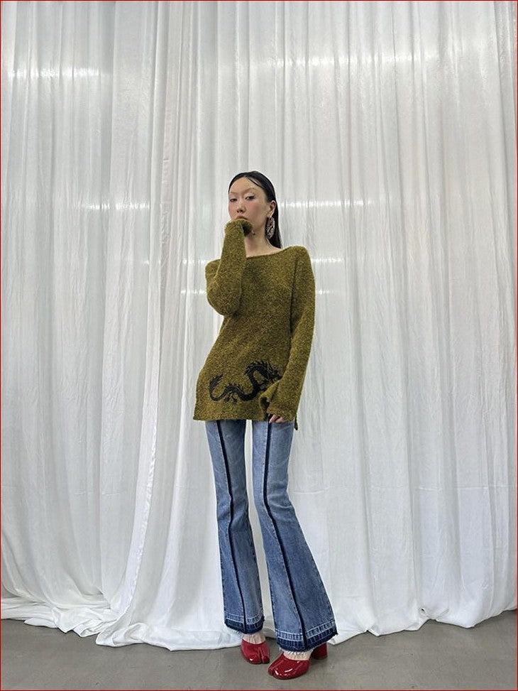 FOURFORTY Dragon Girl Pattern Off Shoulder Loop Knit Skin Friendly Women's Sweaters