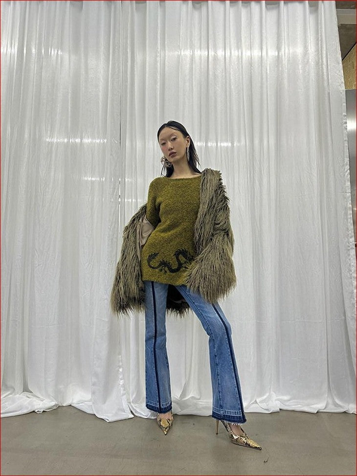 FOURFORTY Dragon Girl Pattern Off Shoulder Loop Knit Skin Friendly Women's Sweaters