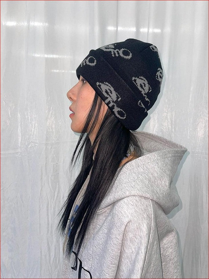 FOURFORTY Emo Jacquard Knit Textured Women's Thick Warm Wool Yarn Beanies